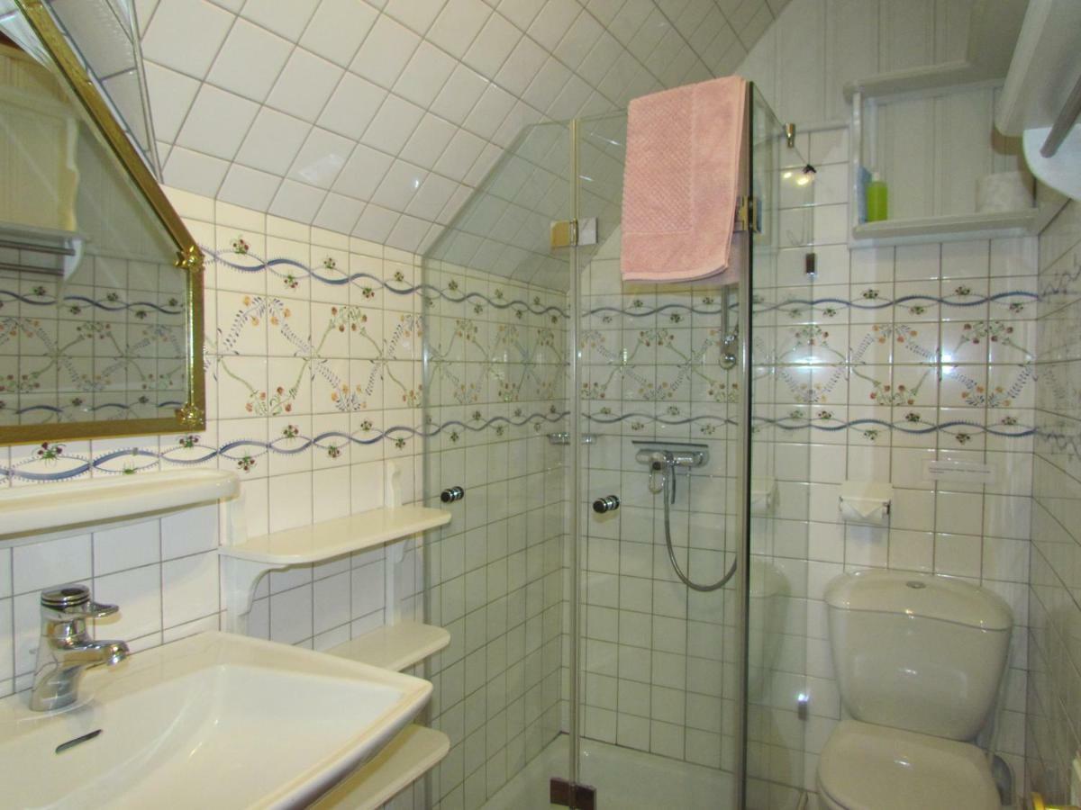 Historischer Davidshof - Mit Dem Rad Die Nordseehalbinsel Erkunden Oldenswort Bagian luar foto